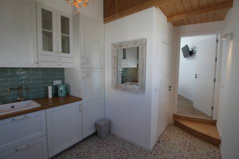 Encantadora moradia T1 totalmente remodelada, vendida mobilada e equipada, pronta a habitar!