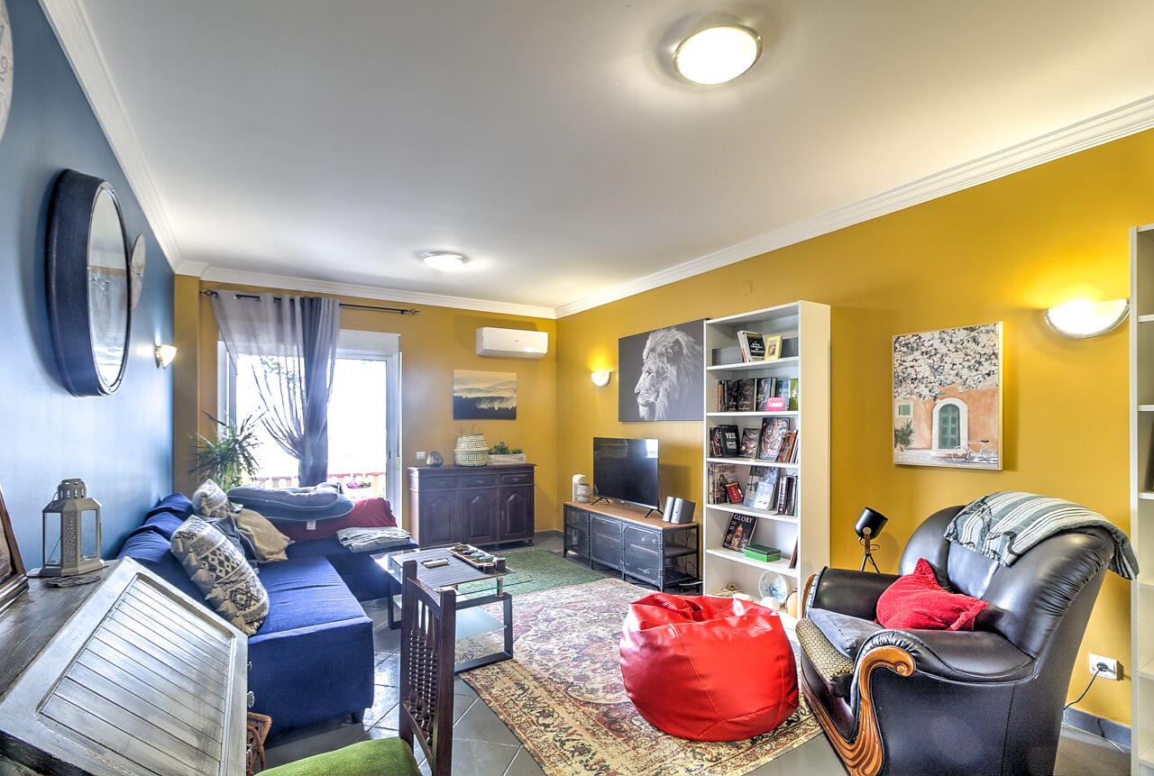 Incrível apartamento T3 com vista para a cidade e para o mar!