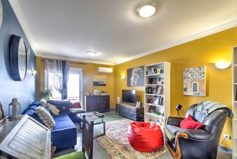 Incrível apartamento T3 com vista para a cidade e para o mar!