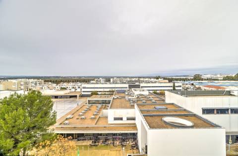 Incrível apartamento T3 com vista para a cidade e para o mar!