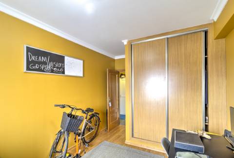 Incrível apartamento T3 com vista para a cidade e para o mar!