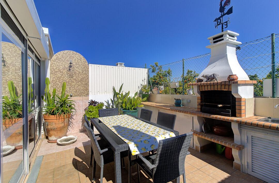 Moradia T2+1 em Cacela em Condomínio Fechado com Piscina