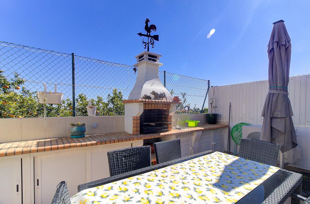 Moradia T2+1 em Cacela em Condomínio Fechado com Piscina