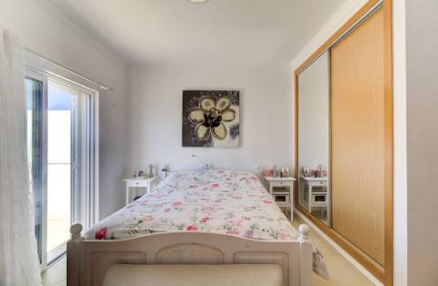 Moradia T2+1 em Cacela em Condomínio Fechado com Piscina