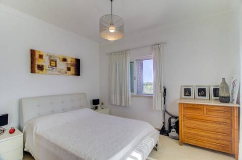 Moradia T2+1 em Cacela em Condomínio Fechado com Piscina