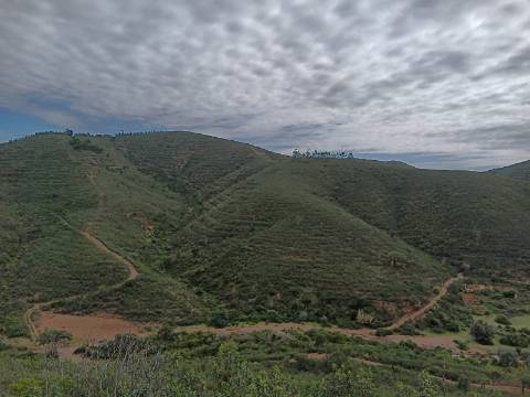 Propriedade Exclusiva na Barragem do Funcho - Terreno Único com Ancoradouro Privativo