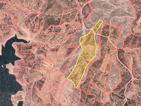 TERRENO COM 57.240 M2 - COM DOIS FUROS DE ÁGUA - PROXIMO A BARRAGEM DO BELICHE - SENTINELA - CASTRO MARIM - ALGARVE