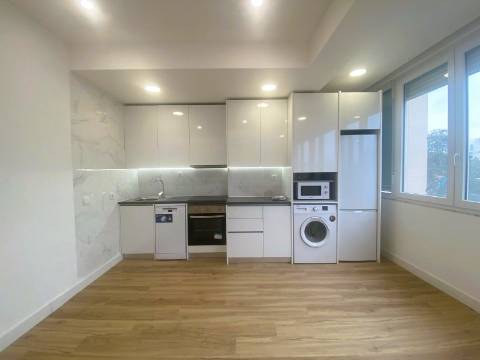 Apartamento T1 em Faro