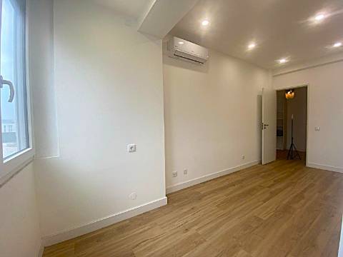 Apartamento T1 em Faro