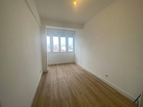 Apartamento T1 em Faro