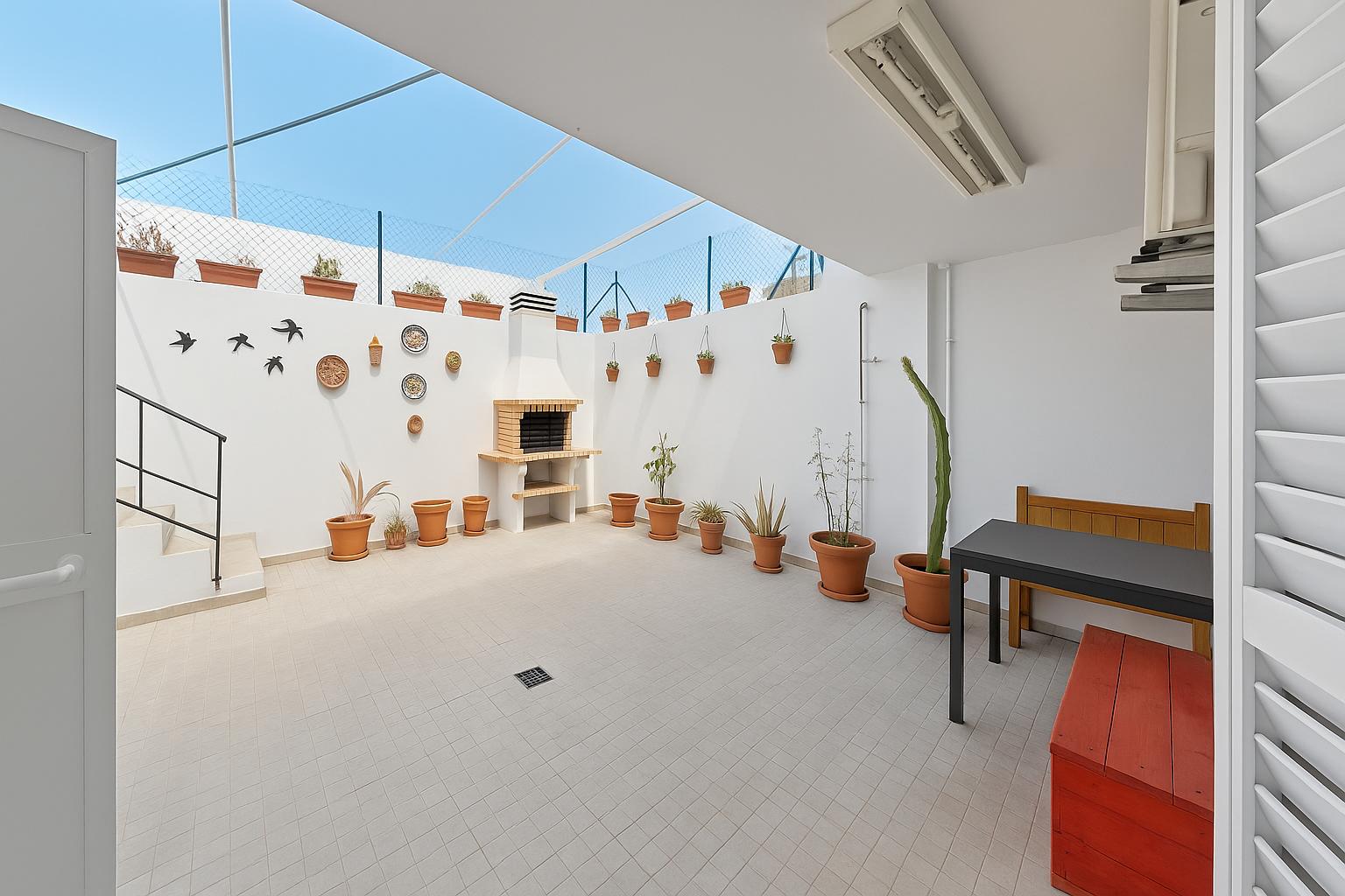 Andar de Moradia T1+2 Manta Rota Arrendamento Outubro a Maio