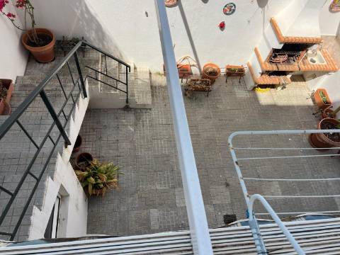 Andar de Moradia T1+2 Manta Rota Arrendamento Outubro a Maio