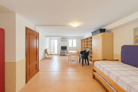 Andar de Moradia T1+2 Manta Rota Arrendamento Outubro a Maio