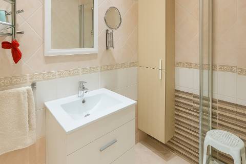 Andar de Moradia T1+2 Manta Rota Arrendamento Outubro a Maio