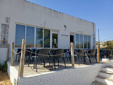 Restaurante com Café e Bar com Estacionamento privado e terreno Monte Francisco