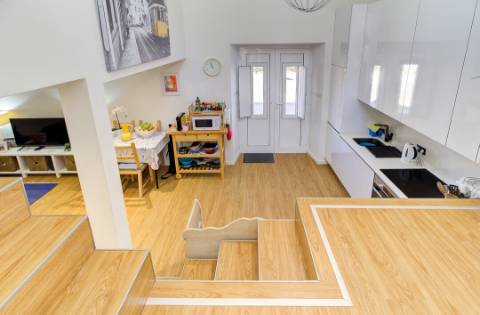 Duplex de Charme em Mosteiro Histórico com Terraço e Vista para o Castelo