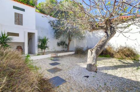 Duplex de Charme em Mosteiro Histórico com Terraço e Vista para o Castelo