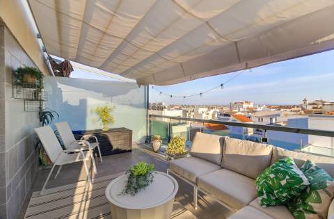 Penthouse de Prestígio com Terraço Panorâmico e Vista Rio e Mar | Vila Real de Santo António