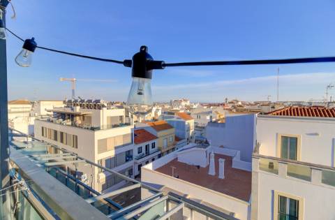Penthouse de Prestígio com Terraço Panorâmico e Vista Rio e Mar | Vila Real de Santo António