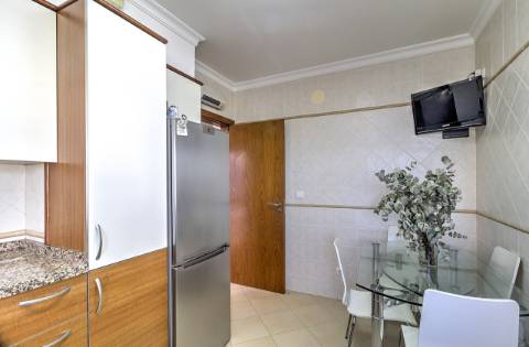 Duplex de prestígio com garagem privativa e vista rio - Vila Real de Santo António