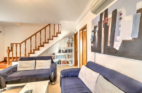 Duplex de prestígio com garagem privativa e vista rio - Vila Real de Santo António