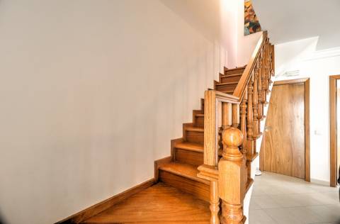 Duplex de prestígio com garagem privativa e vista rio - Vila Real de Santo António