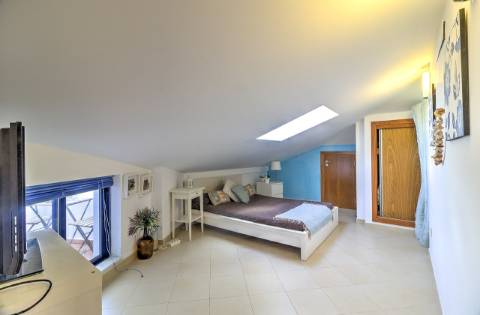 Duplex de prestígio com garagem privativa e vista rio - Vila Real de Santo António