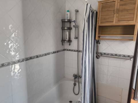 MORADIA T1 - ARRENDAMENTO ANUAL - NO CENTRO DA ALDEIA DO AZINHAL EM CASTRO MARIM - ALGARVE