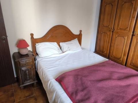 MORADIA T1 - ARRENDAMENTO ANUAL - NO CENTRO DA ALDEIA DO AZINHAL EM CASTRO MARIM - ALGARVE