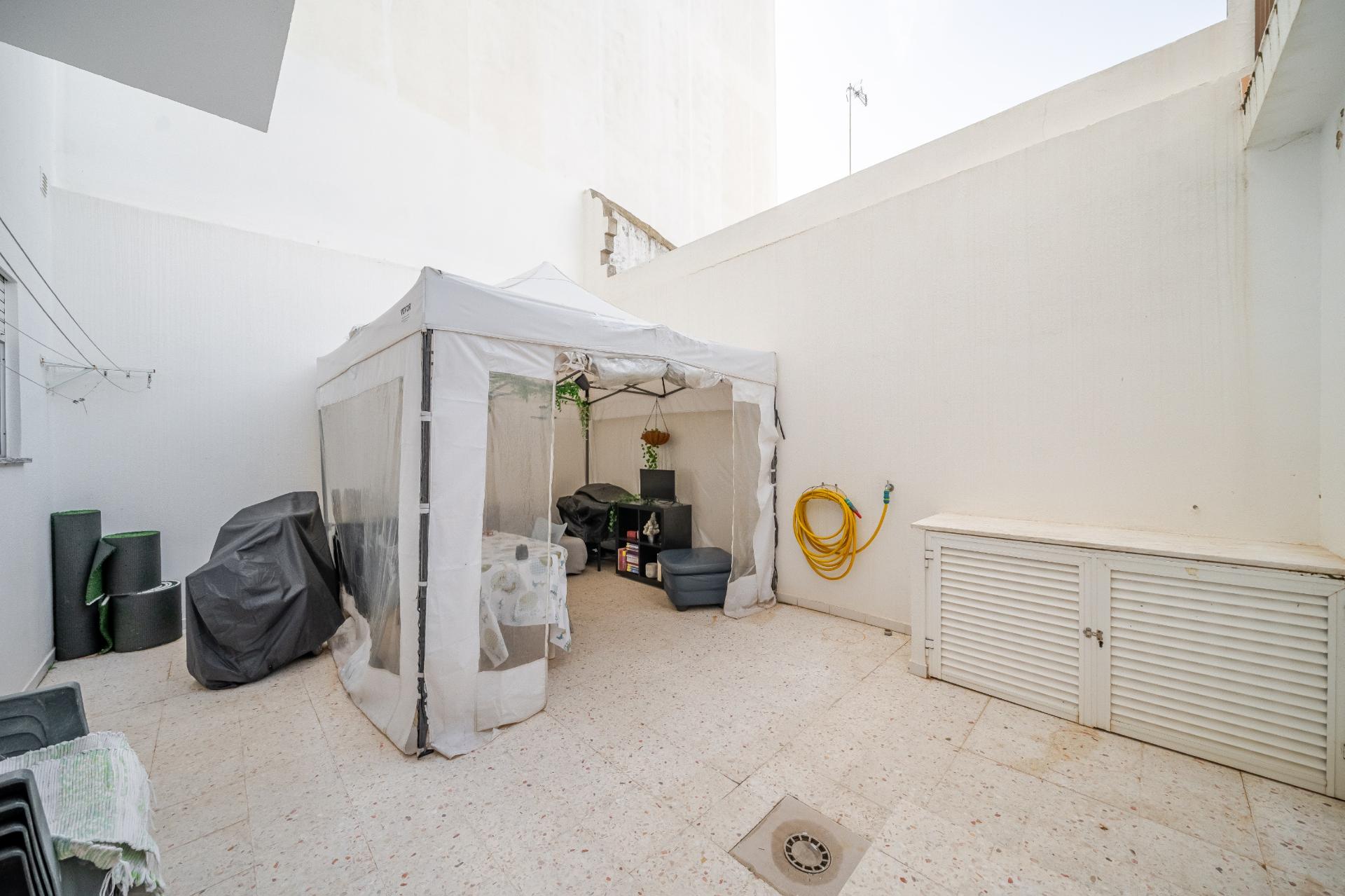 Apartamento T3 Transformado em T2 e T1 - VRSA