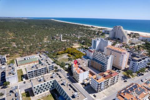 Apartamento T1+1 - Monte Gordo - 500m da Praia