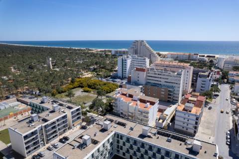 Apartamento T1+1 - Monte Gordo - 500m da Praia