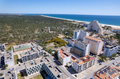 Apartamento T1+1 - Monte Gordo - 500m da Praia