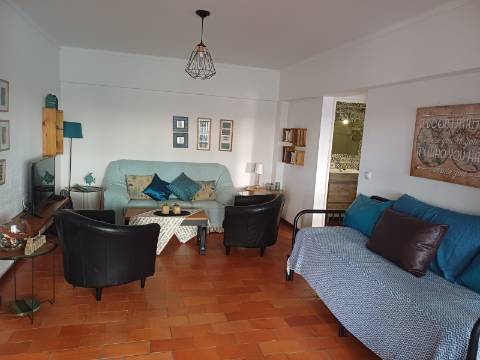 Apartamento T1 c/Elevador