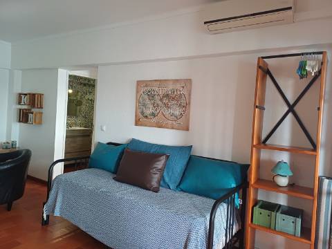 Apartamento T1 c/Elevador
