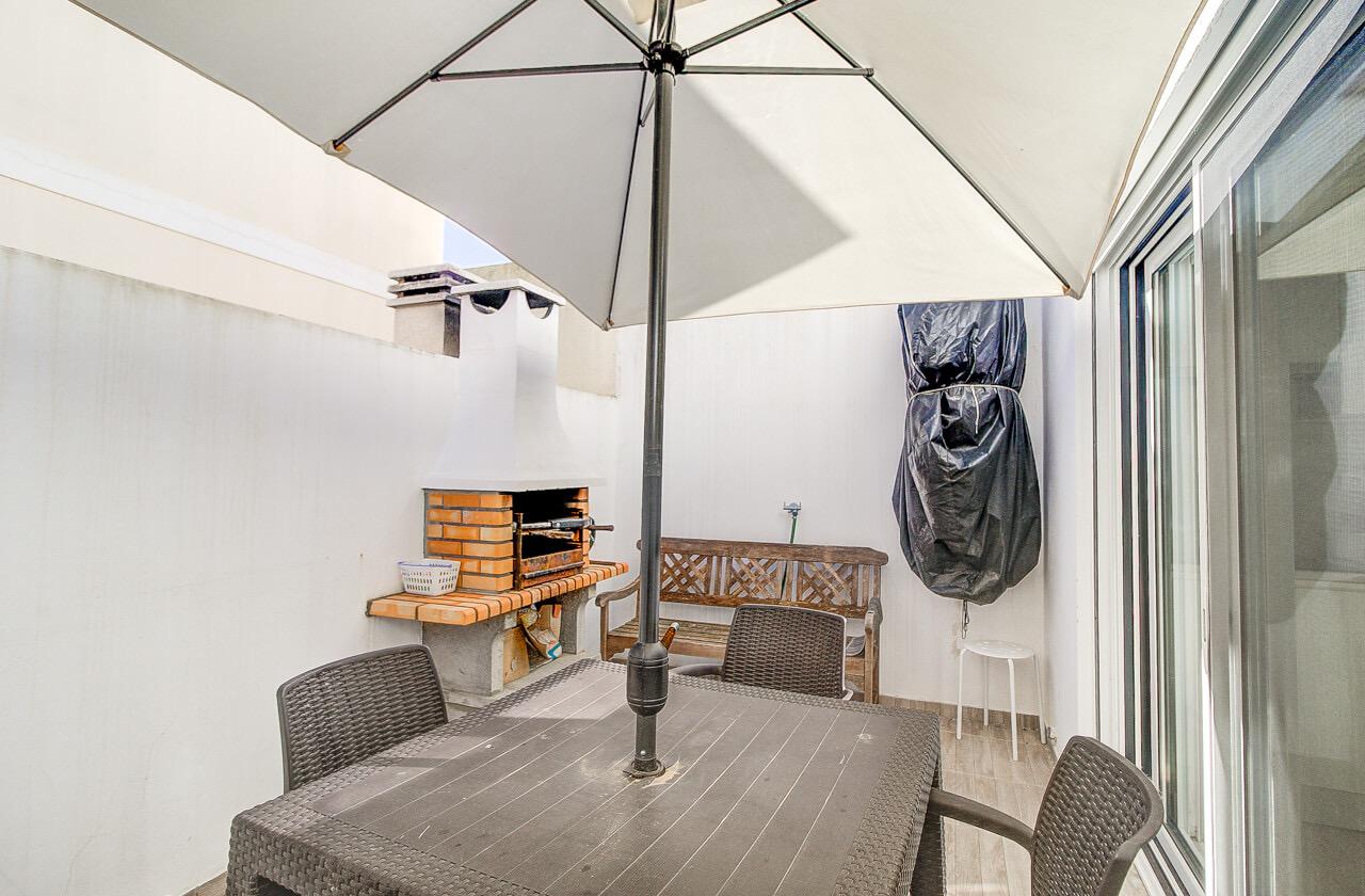 Moradia T2 para Arrendamento Sazonal | 15 de Setembro de 2026 a 15 de Junho de 2027