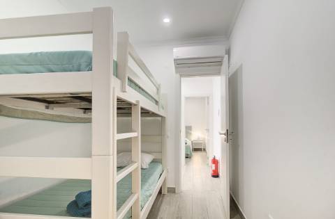 Moradia T2 para Arrendamento Sazonal | 15 de Setembro de 2026 a 15 de Junho de 2027