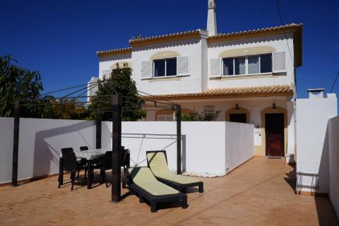 Andar de Moradia T2 + 1 - Lota, Manta Rota