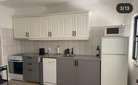 Moradia V2+2 Manta Rota com Piscina situada a 800 mts da Praia para Arrendamento Sazonal de Outubro a Maio