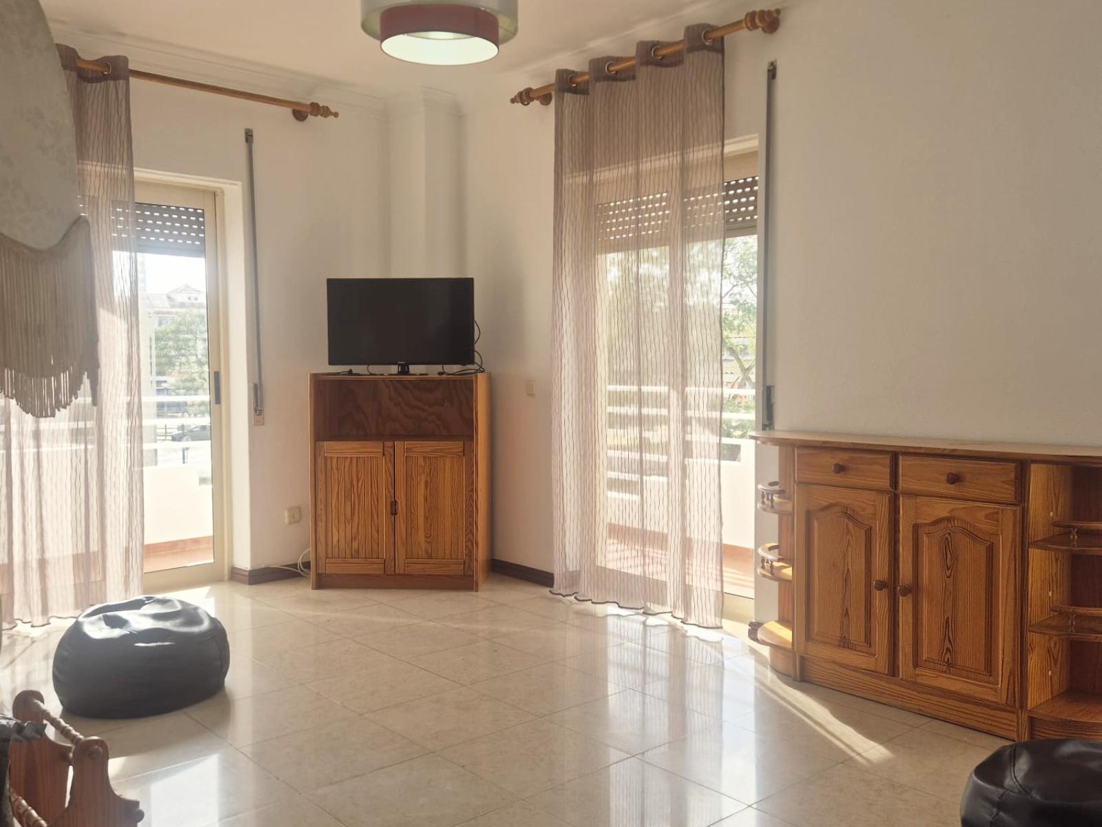 Apartamento T3 para arrendamento anual em Vila Real de Santo António