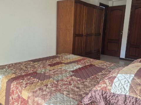 Apartamento T3 para arrendamento anual em Vila Real de Santo António