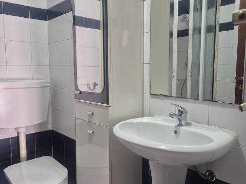 Apartamento T3 para arrendamento anual em Vila Real de Santo António