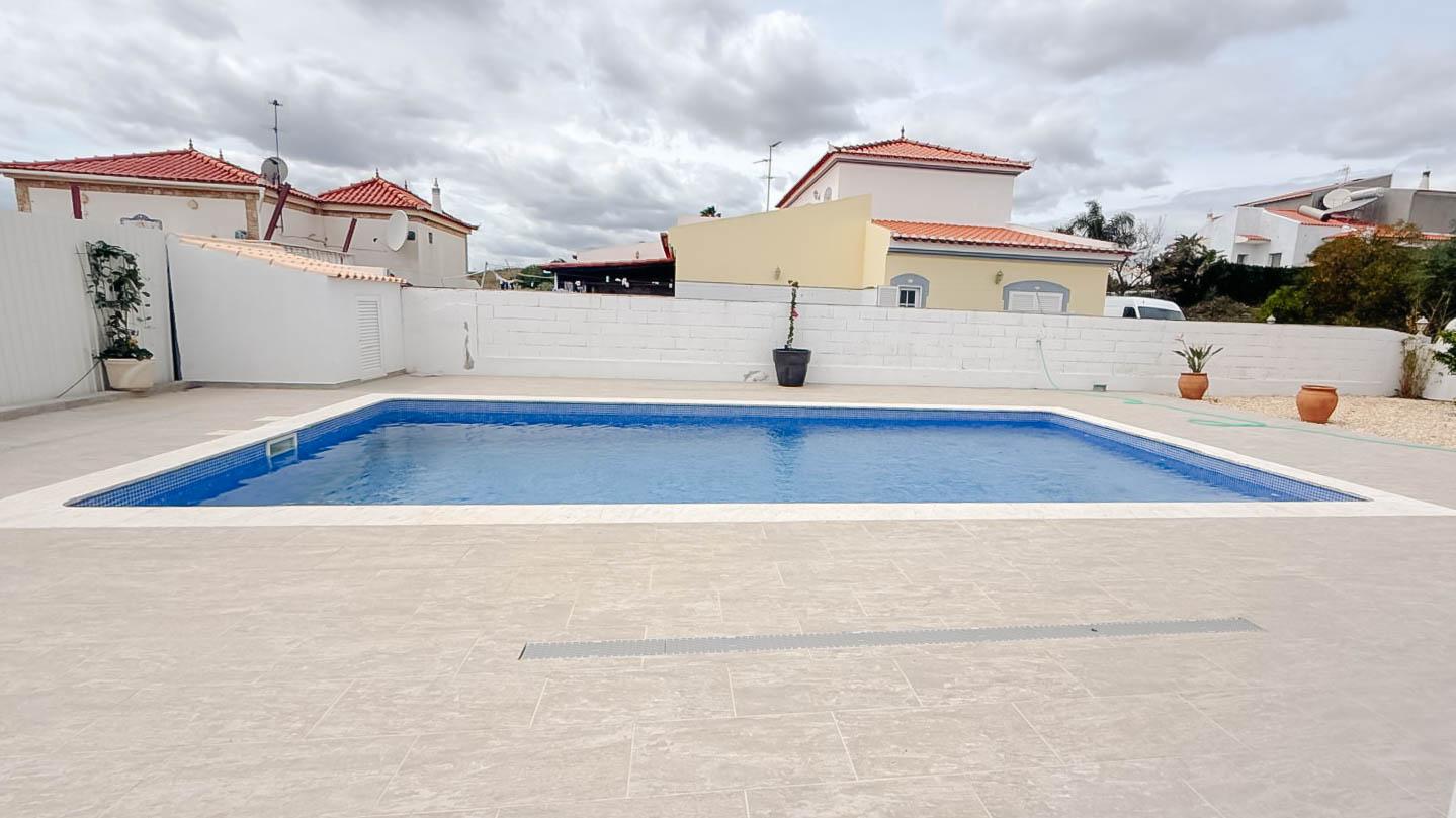 Moradia T3 com Pátio e Piscina em Quinta do Sobral, Castro Marim