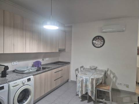 Apartamento T1 com elevador