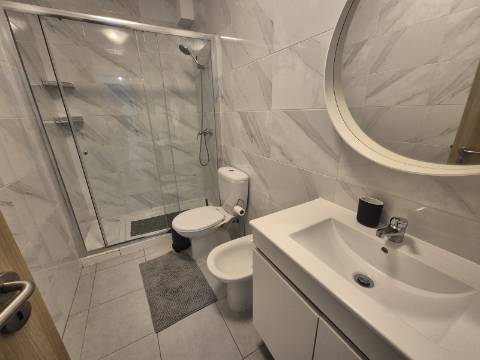 Apartamento T1 com elevador