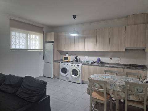 Apartamento T1 com elevador