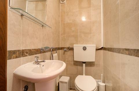 Apartamento T2 com vistas panorâmicas sobre o rio e o oceano