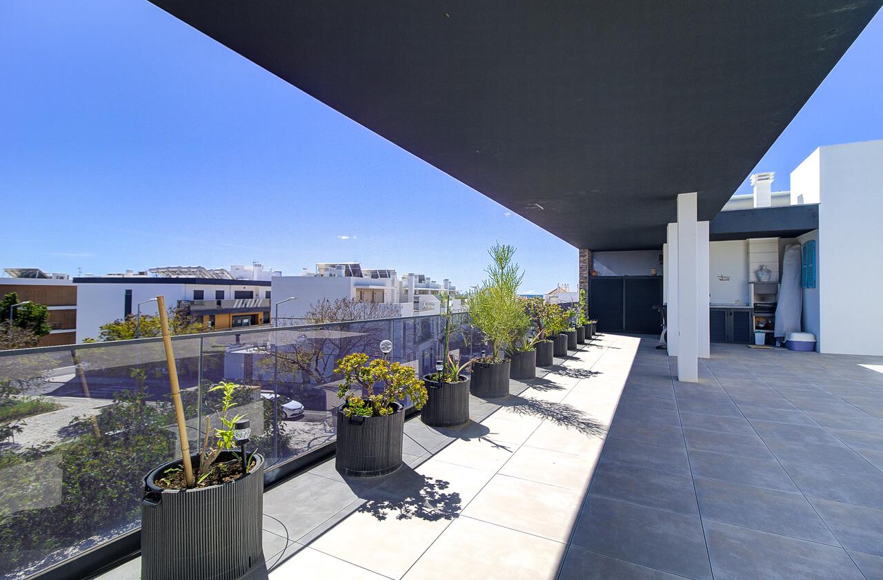 Apartamento T2 Top Floor com espetacular terraço, Cabanas de Tavira