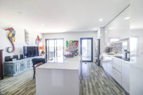 Apartamento T2 Top Floor com espetacular terraço, Cabanas de Tavira