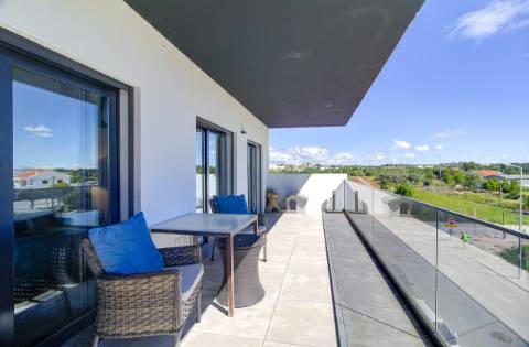 Apartamento T2 Top Floor com espetacular terraço, Cabanas de Tavira